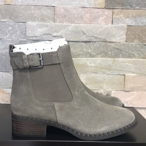 Gentle Souls Best Buckle Chelsea - Picture 8 of 10